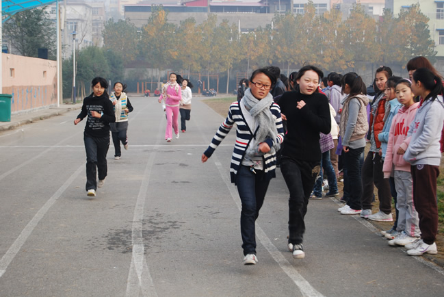 達標運動會長跑