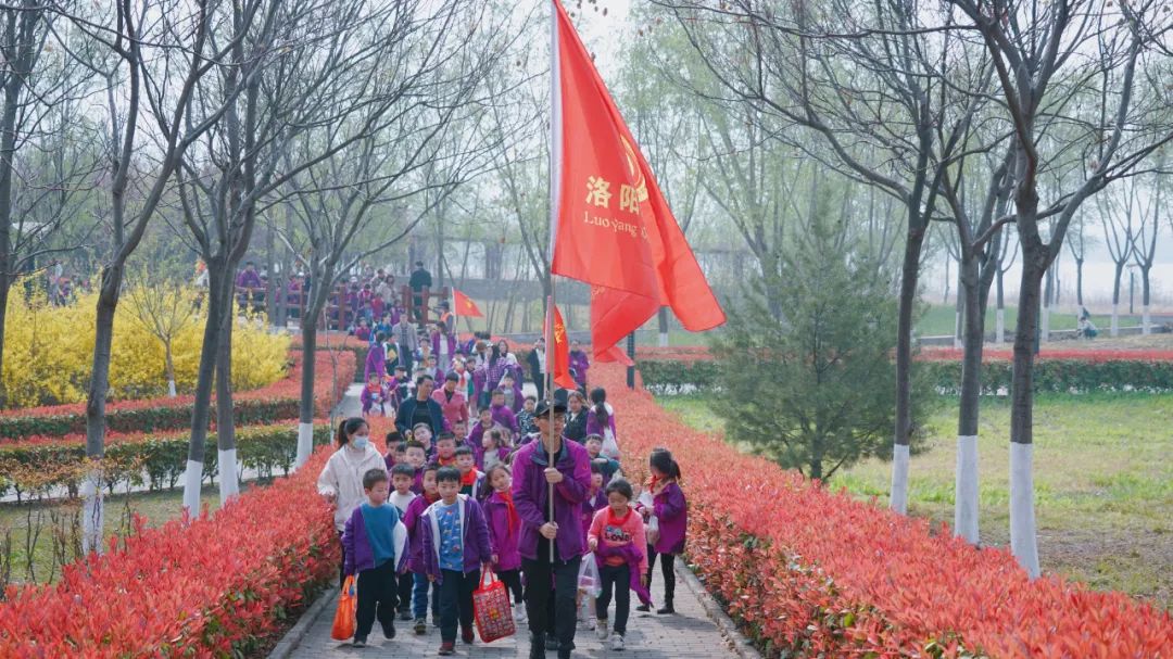 與春天相約，攜快樂同行——洛陽東外小學(xué)部研學(xué)系列活動（三）